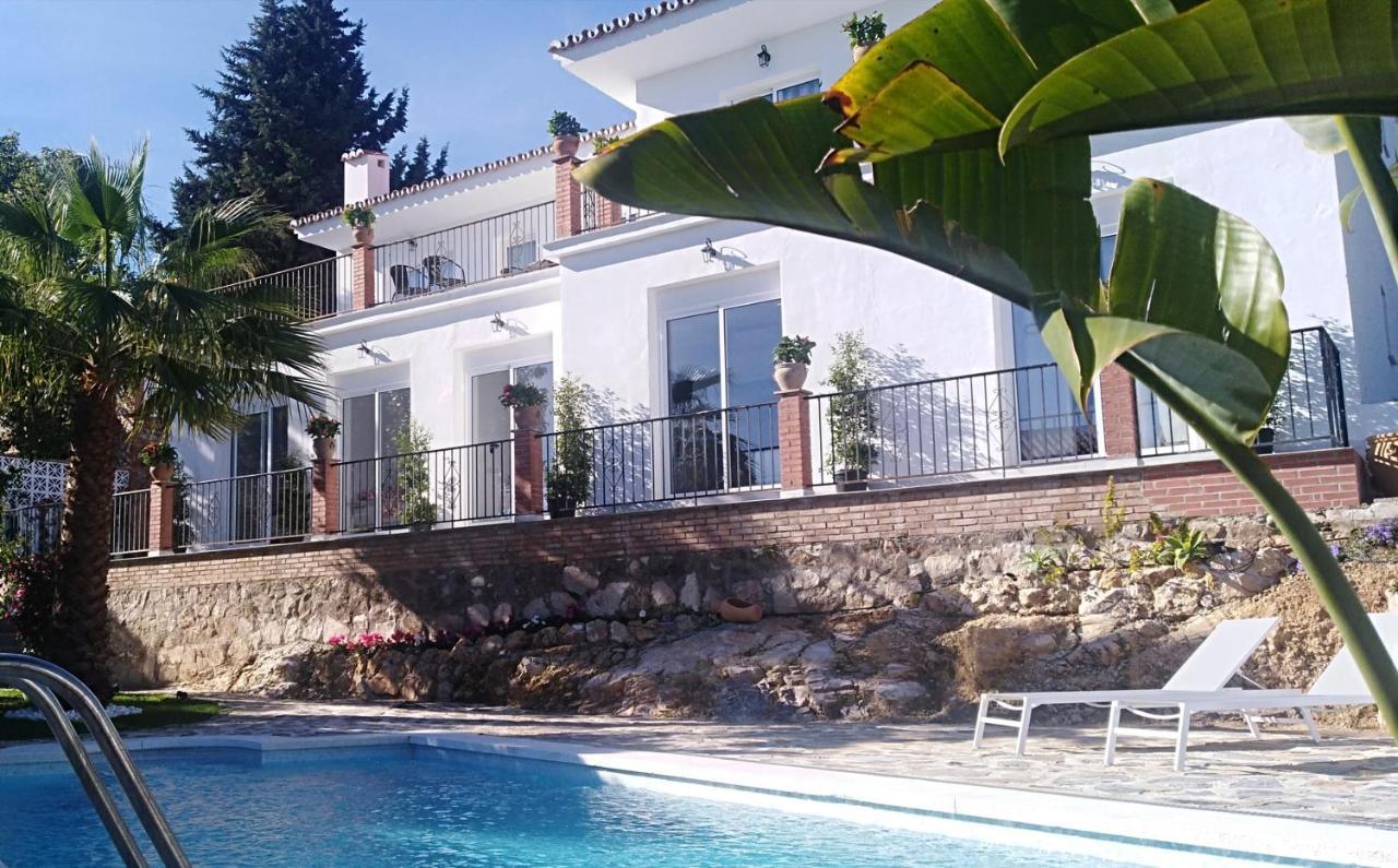 Boutique X Pueblo, Benalmadena Hotel Kültér fotó