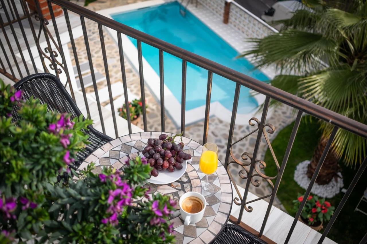Boutique X Pueblo, Benalmadena Hotel Kültér fotó